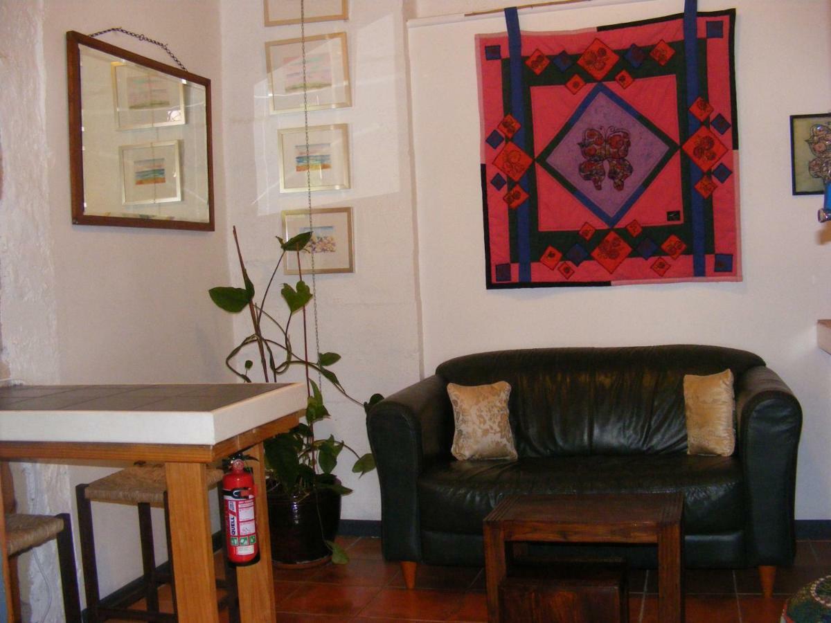 Trevalia Accommodation Penwortham ภายนอก รูปภาพ